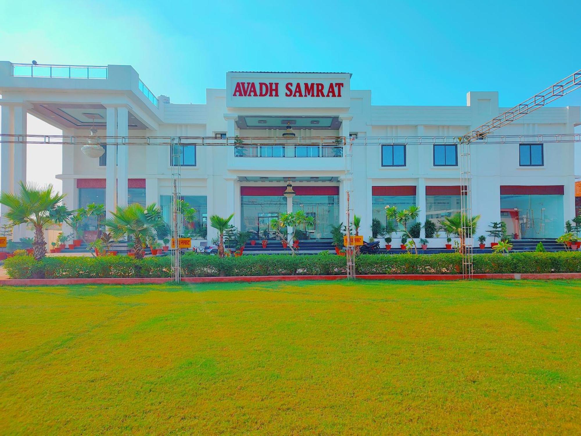 Awadh Samrat Resort Ayodhya Exterior photo